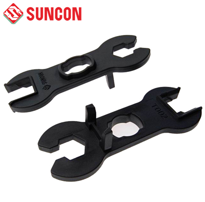 Solar connector wrench
